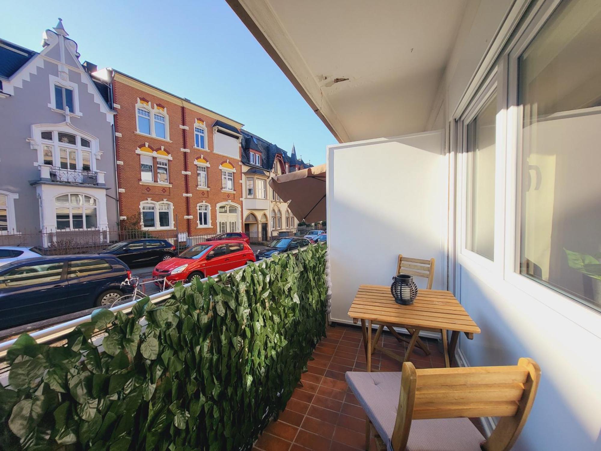 Zentrales Apartment Mit Balkon Und Parkplatz Trier Exterior foto
